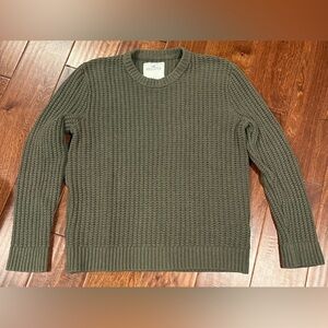 Hollister Men's Medium Olive Green Crewneck Sweater
